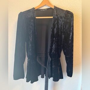 Kim & Cami Black Velvet Tie Front Jacket Size Medium